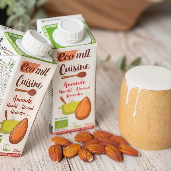 كريمة اللوز الطبيعية 200 مل من إيكوميل كريمة اللوز الطبيعية 200 مل من إيكوميل