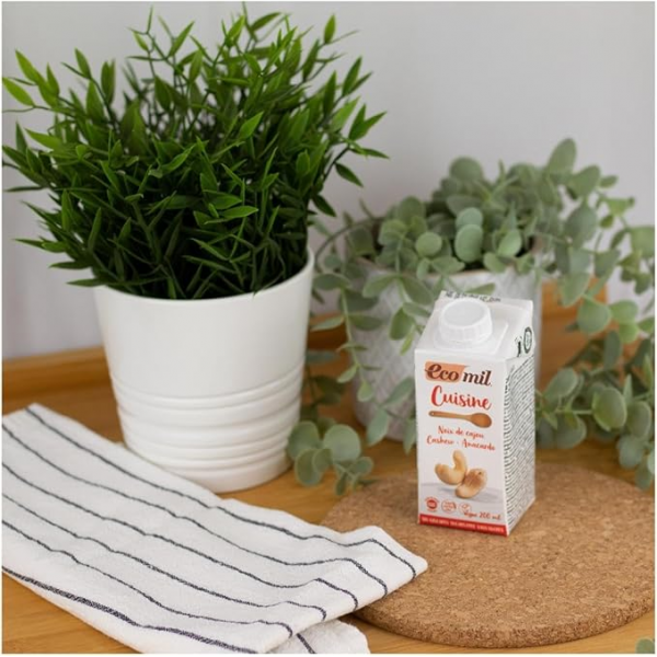 كريمة الكاجو الطبيعية 200 مل من إيكوميل كريمة الكاجو الطبيعية 200 مل من إيكوميل