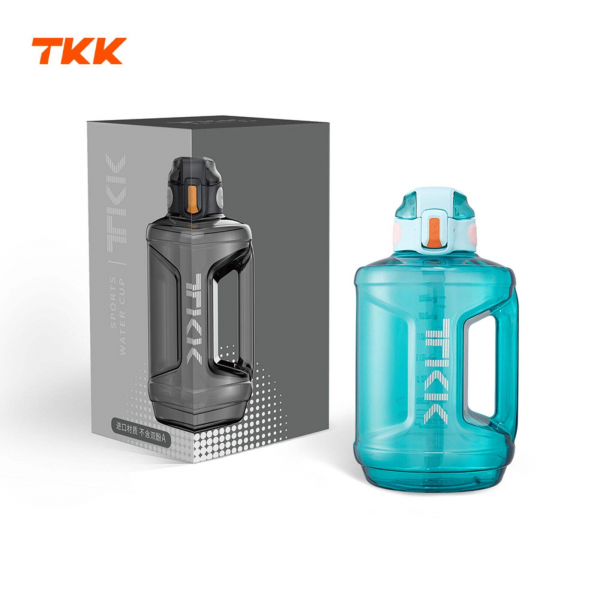 قارورة الماء الرياضية 1.8 لتر من TKK قارورة الماء الرياضية 1.8 لتر من TKK
